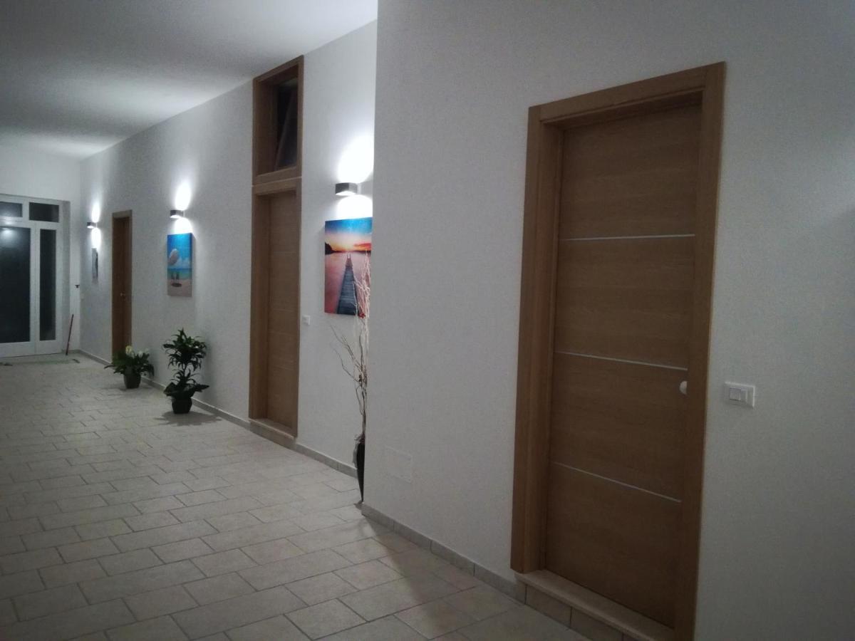 Bed and Breakfast Carpentry Уджано-ла-Кьеза Экстерьер фото